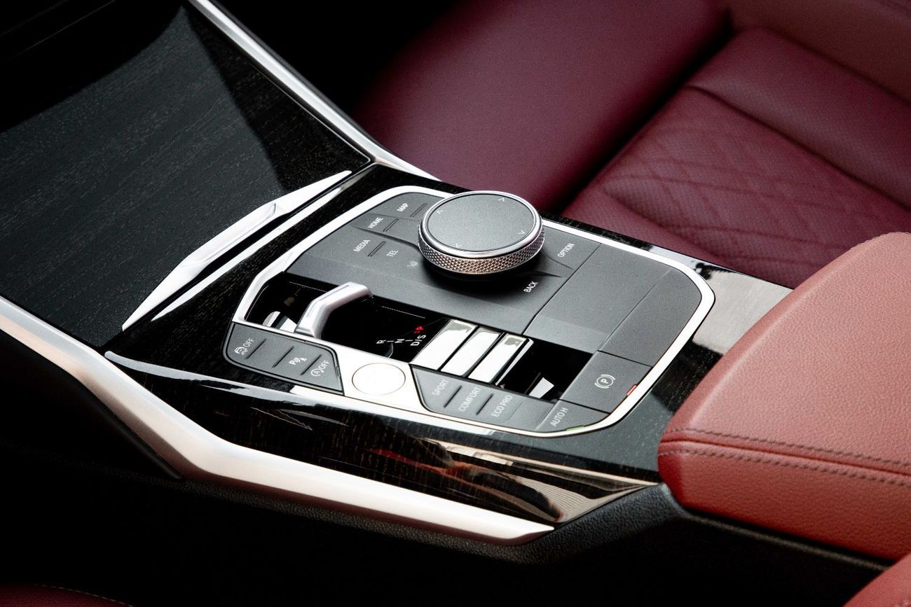 BMW 325 i | 2,644 P.M  | 0% Downpayment | BMW 325Li M-Kit!