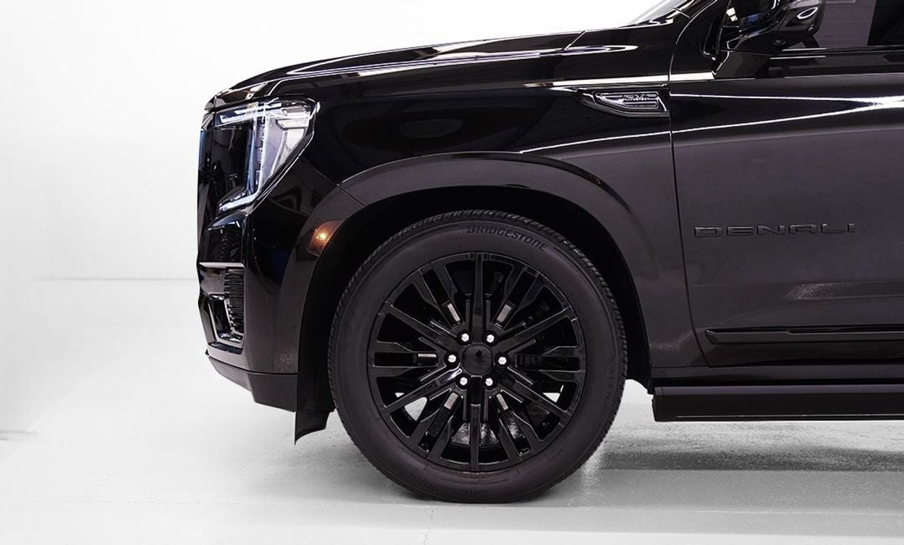 GMC Yukon 6.2 V8 Denali (AWD) 2023 GMC Black Edition, 2028 GMC Warranty + Service Pack, Captain Seats, 7 Seate