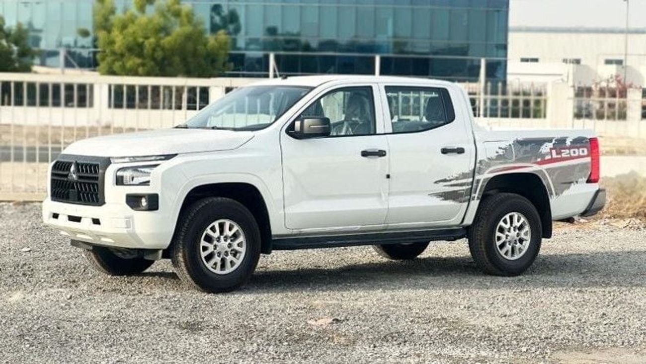 ميتسوبيشي L200 GLX Double Cab Petrol 2.4L