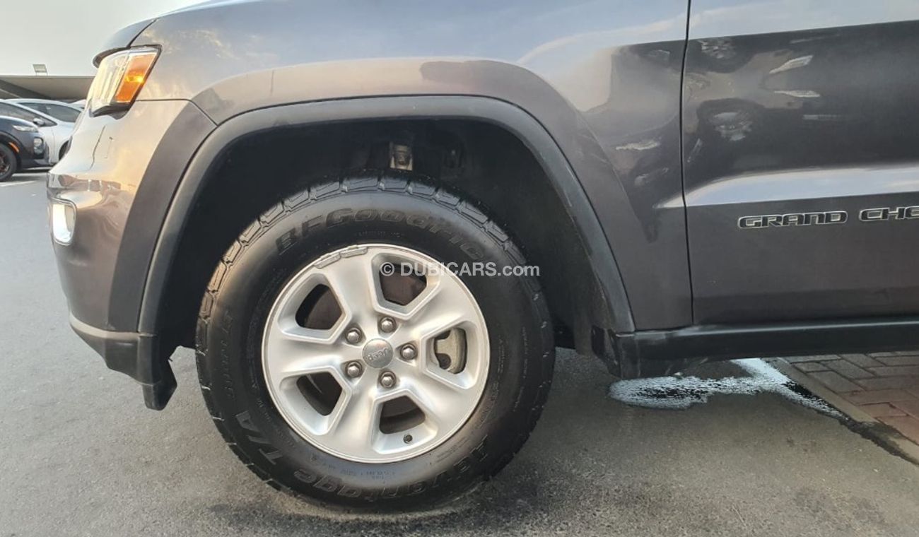 Jeep Grand Cherokee Laredo