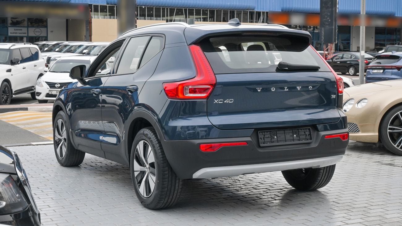 Volvo XC40 T4