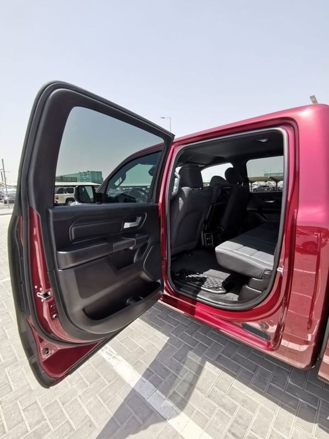 RAM 1500 Dodge RAM Bighorn - 2022 - Maroon