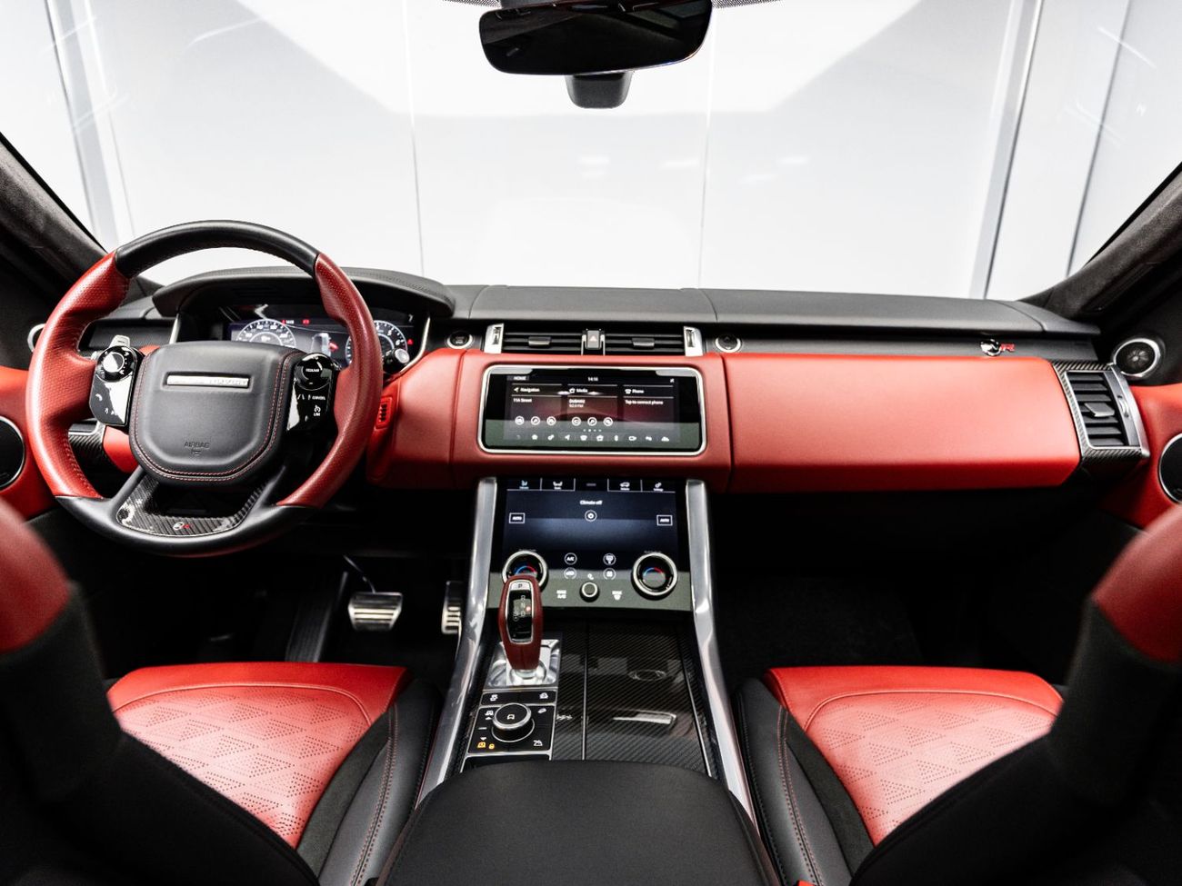 Land Rover Range Rover Sport SVR 5.0L (550 HP) 2022 Range Rover SVR Carbon Edition, 5.0 SC V8, 4WD, 575bhp, 8 Speed Automatic.