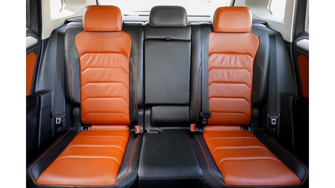 Volkswagen Tiguan Volkswagen Tiguan R-Line 2020 GCC under Warranty with Flexible Down-Payment/ Flood Free.