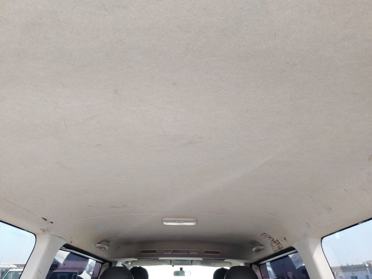 Toyota Hiace TOYOTA HIACE VAN RHD 2007 MODEL 2.0 L PETROL AUTOMATIC(PM55176)