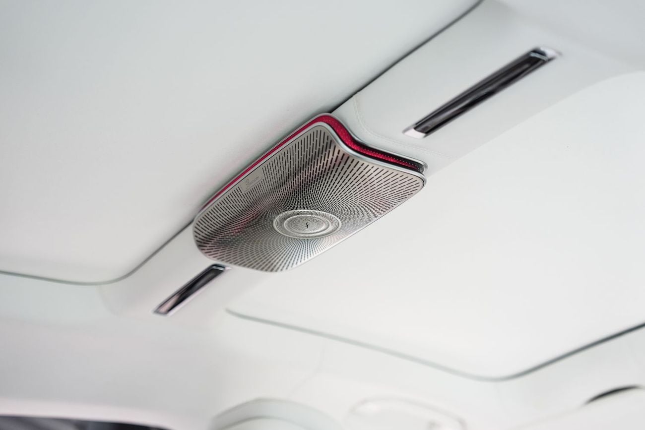 Mercedes Maybach S680 Maybach Two-Tone, BRAND NEW, Executive Rear Seat Pack Plus, EMC Warranty + Service!!