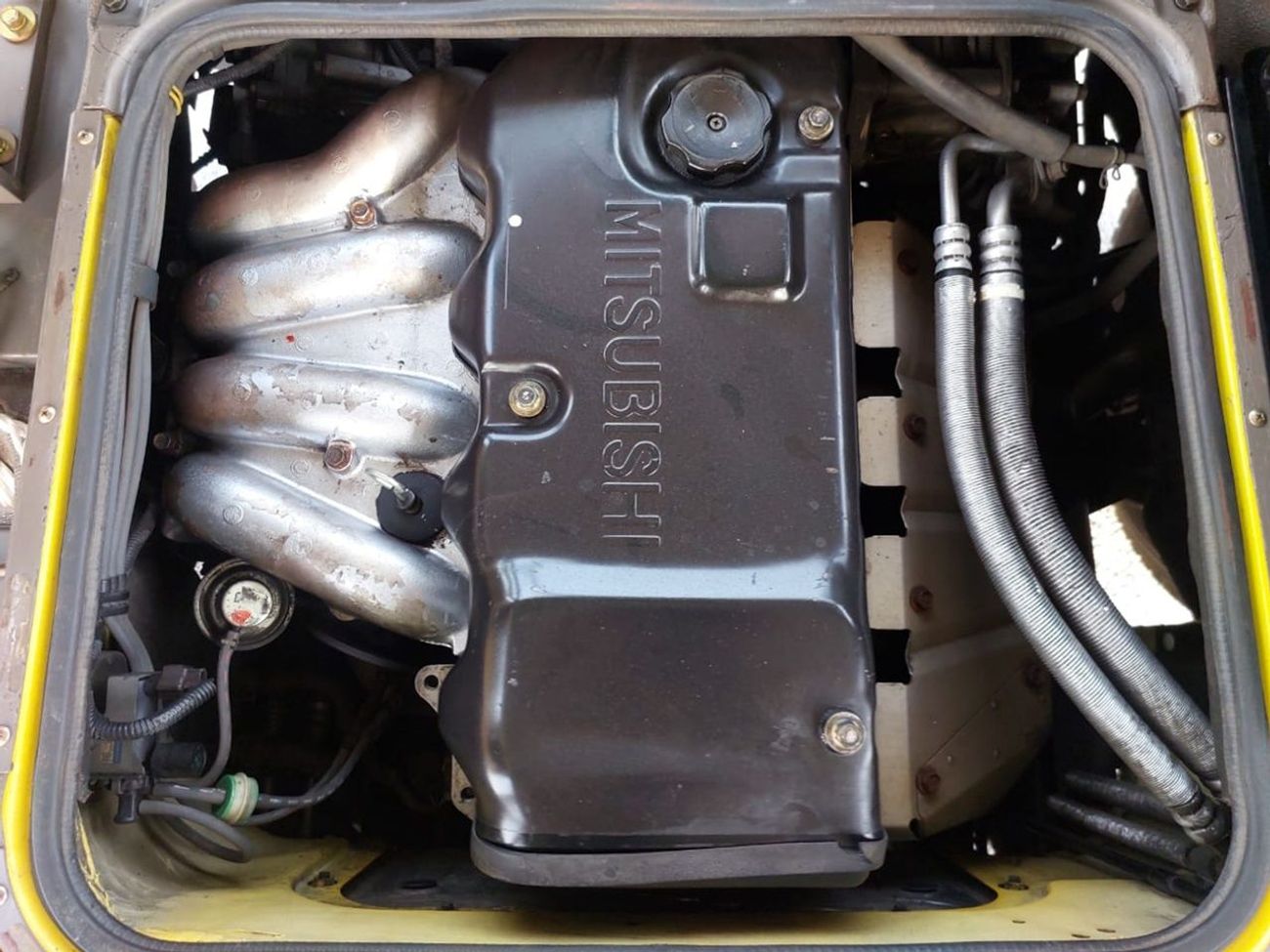 ميتسوبيشي روزا MITSUBISHI ROSA BUS RHD 2004 MODEL 4.2 L DIESEL AUTOMATIC(PM00594)