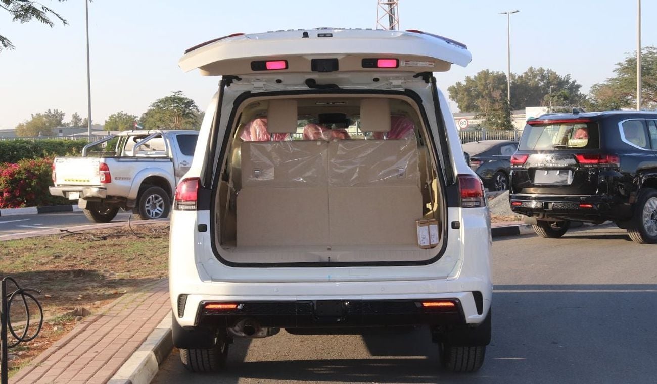 تويوتا لاند كروزر 2026 Model Toyota Land Cruiser (LC300) VX, 4.0L Petrol 4WD 6A/T