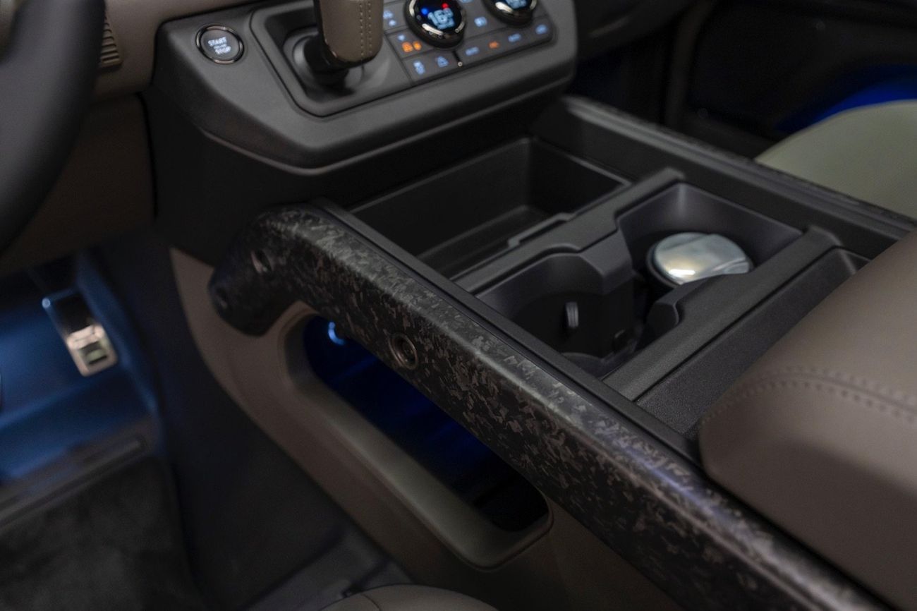 Land Rover Defender OCTA Faroe Green Edition 1 | 2025 | GCC Specs | Brand New | AlTayer Warranty&Service