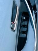 Toyota Corolla ToYoTa - COROLLA - ELITE - 1.8 - 2026 - HyBRiD - NEW FACE - AT - WHiTE