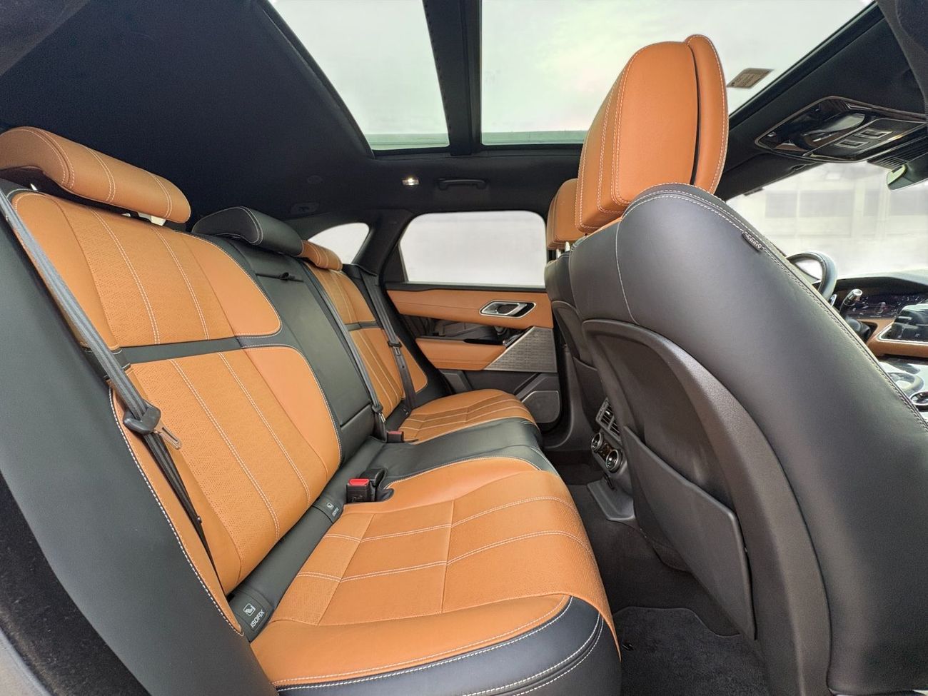 Land Rover Range Rover Velar P300 HSE 2.0L R-DYNAMIC | Agency Maintained | 2021 | GCC SPECS | AED 3,030 per month