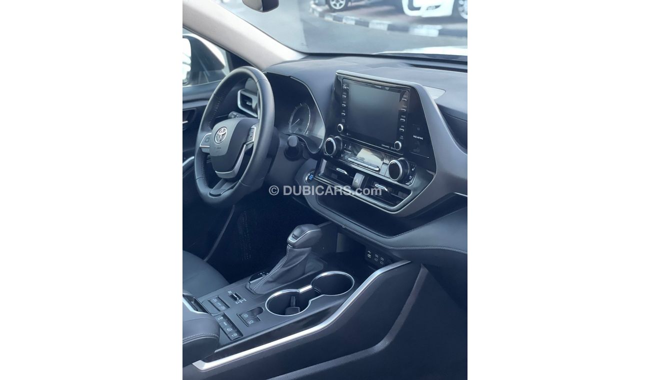 Toyota Highlander 2022 TOYOTA HIGHLANDER XLE- AWD- 3.5L - V6 / EXPORT ONLY