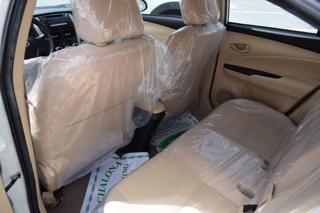 Toyota Yaris SE 1.5L Sedan