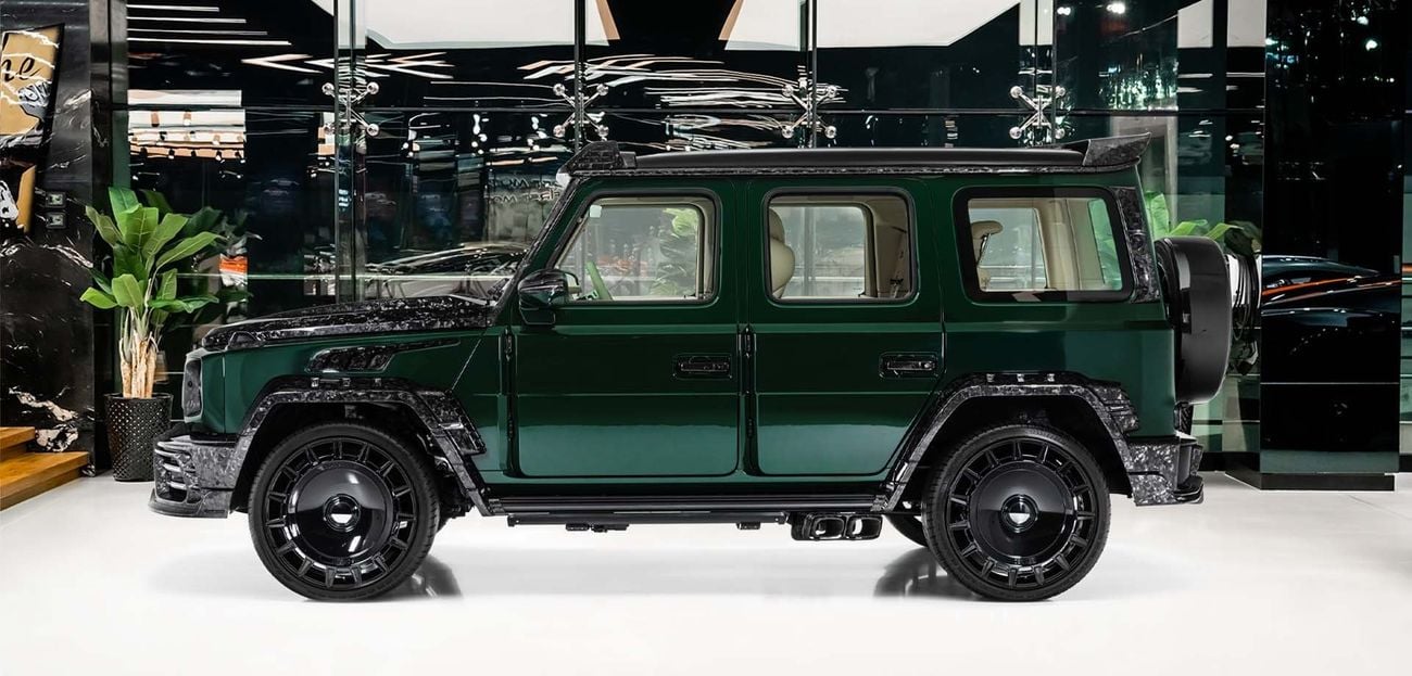 Mercedes-Benz G 63 AMG 4.0L V8 Twin-Turbocharged Engine