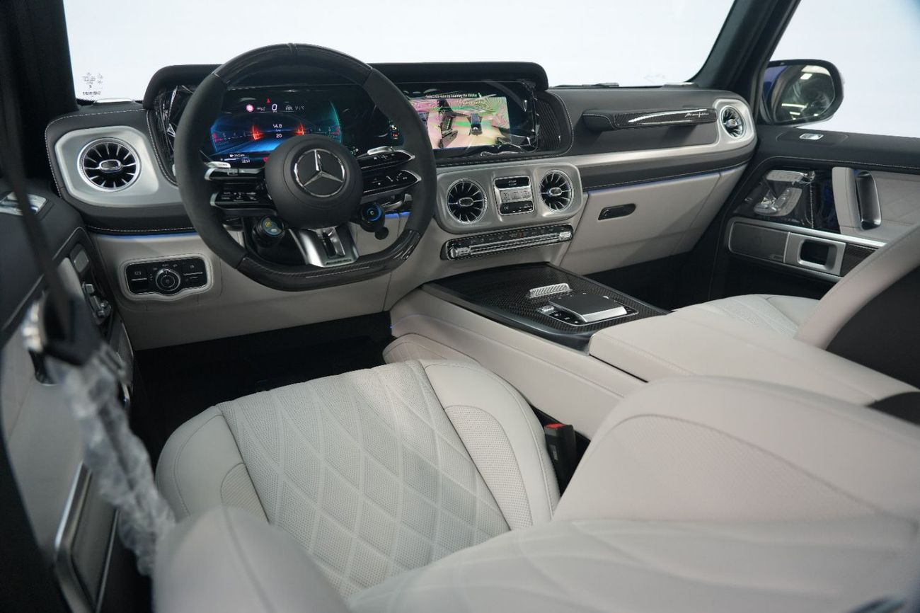 مرسيدس بنز G 63 AMG Mercedes-Benz G 63 | 2025 GCC 0km | Agency Warranty | AMG Package | Carbon Fiber | 22 inch Rims