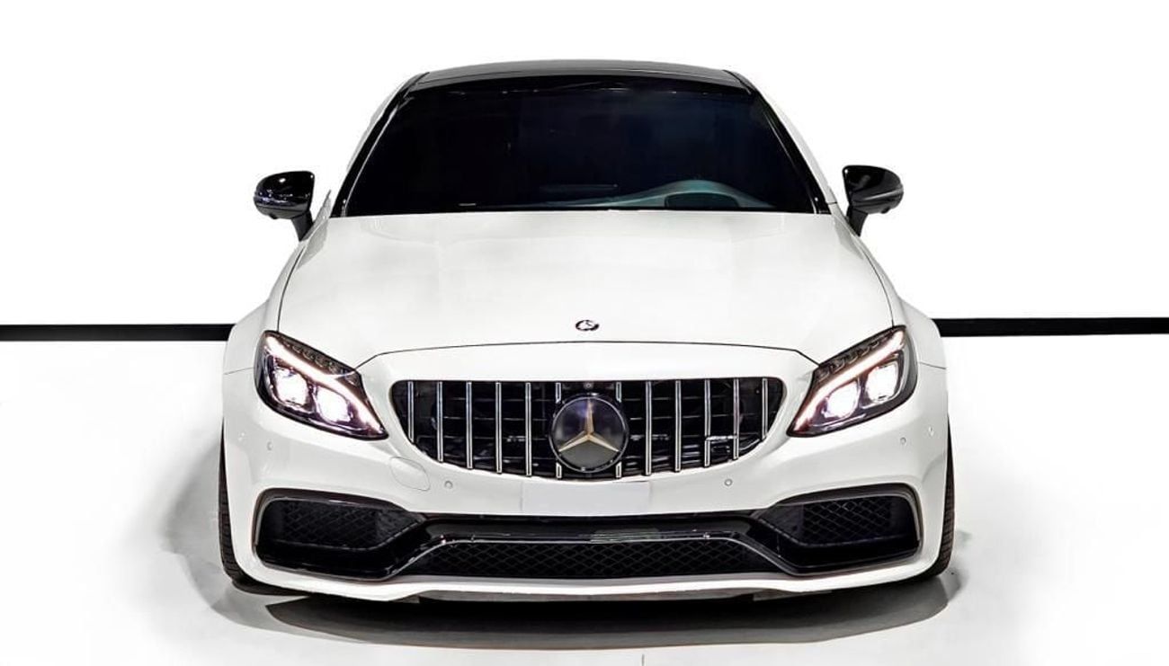 Mercedes-Benz C 63 Coupe