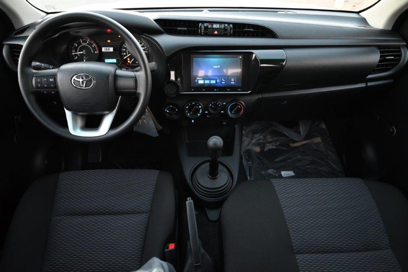 Toyota Hilux 2.4L  Manual Transmission