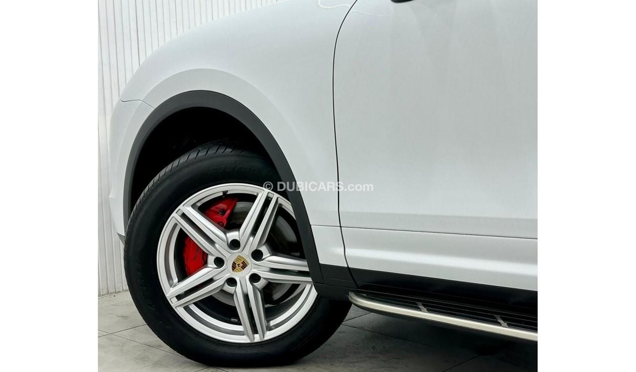Porsche Cayenne 2015 Porsche Cayenne S, Full Porsche Service History, Low Kms, GCC