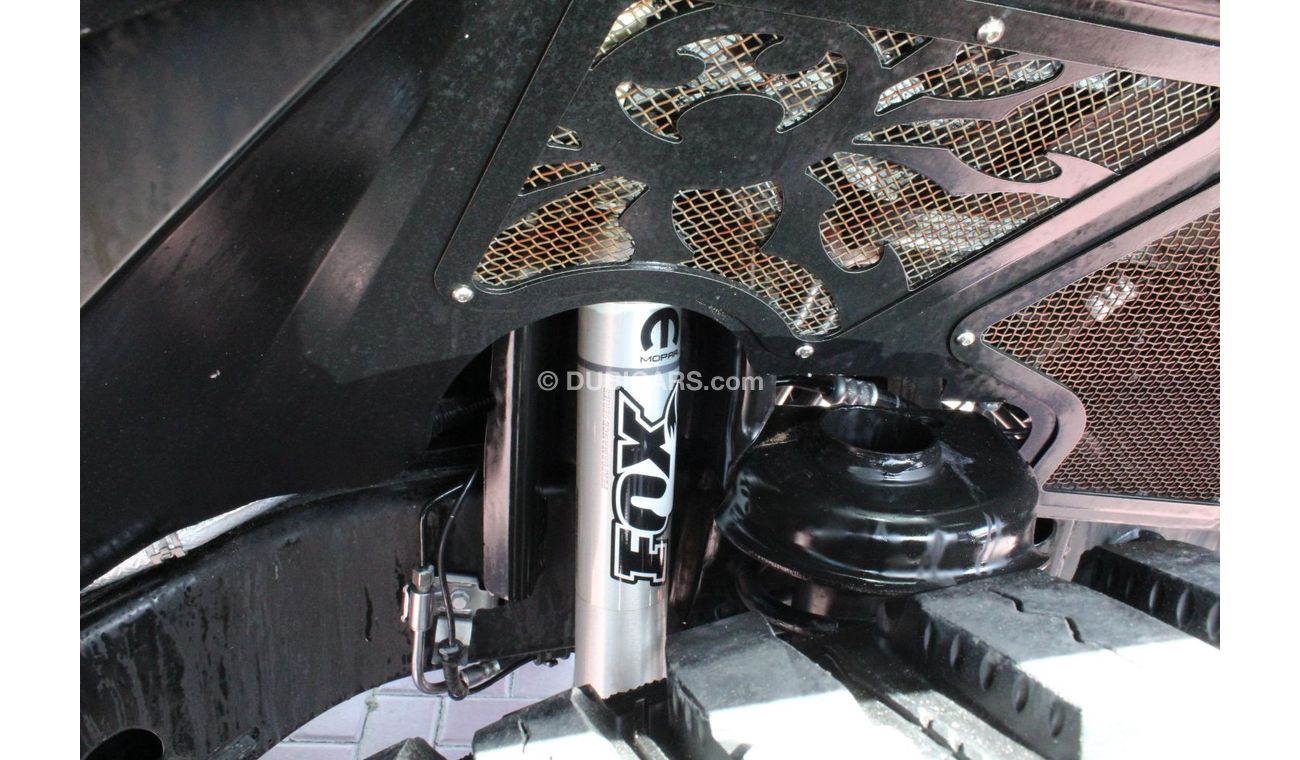 Jeep Wrangler Mountain Ranger LIFTED AND MODIFIED