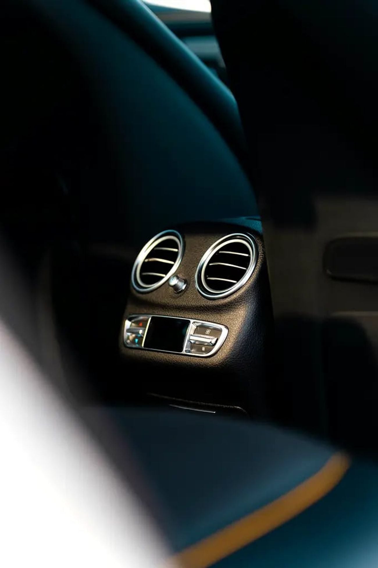 Mercedes Benz E63 AMG Mercedes E 63s AMG Carbon Fibre Package Japanese Specs