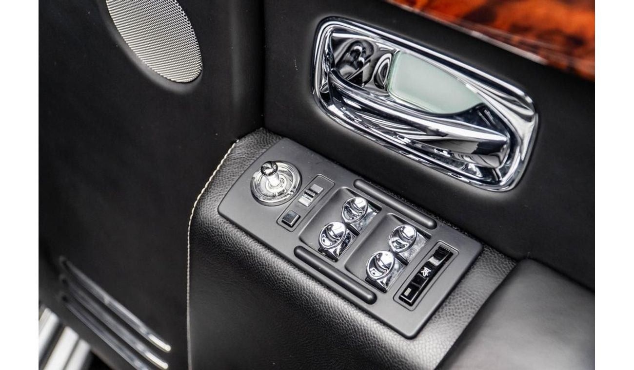 Rolls-Royce Phantom 6.7 V12 Auto Euro 5 4dr RIGHT HAND DRIVE