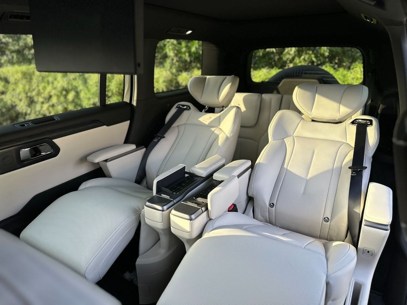 ROX 01 PRESTIGE | 6 Seats VIP | Brand New | AED 3,500 monthly