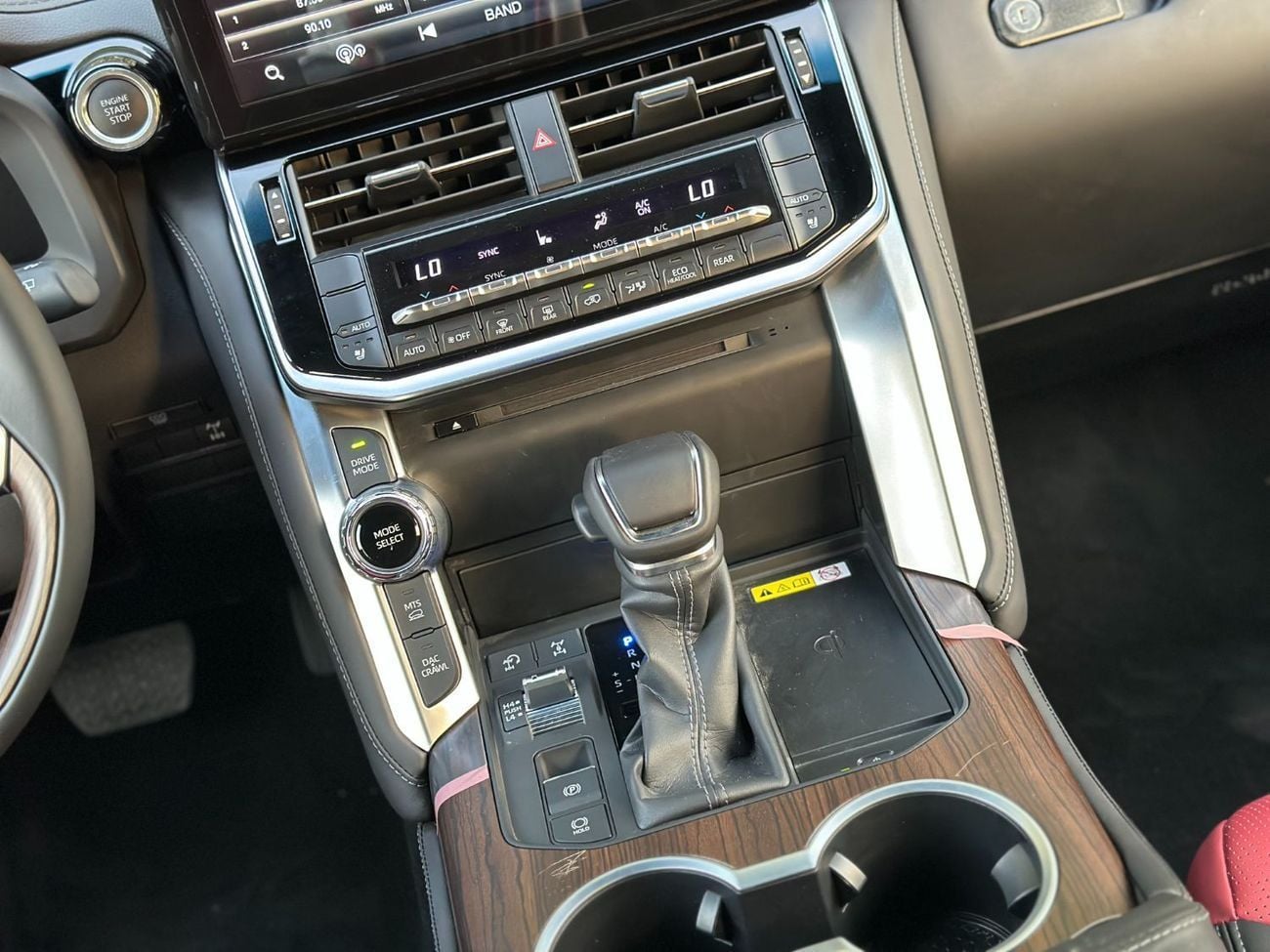 Toyota Land Cruiser GXR 2026