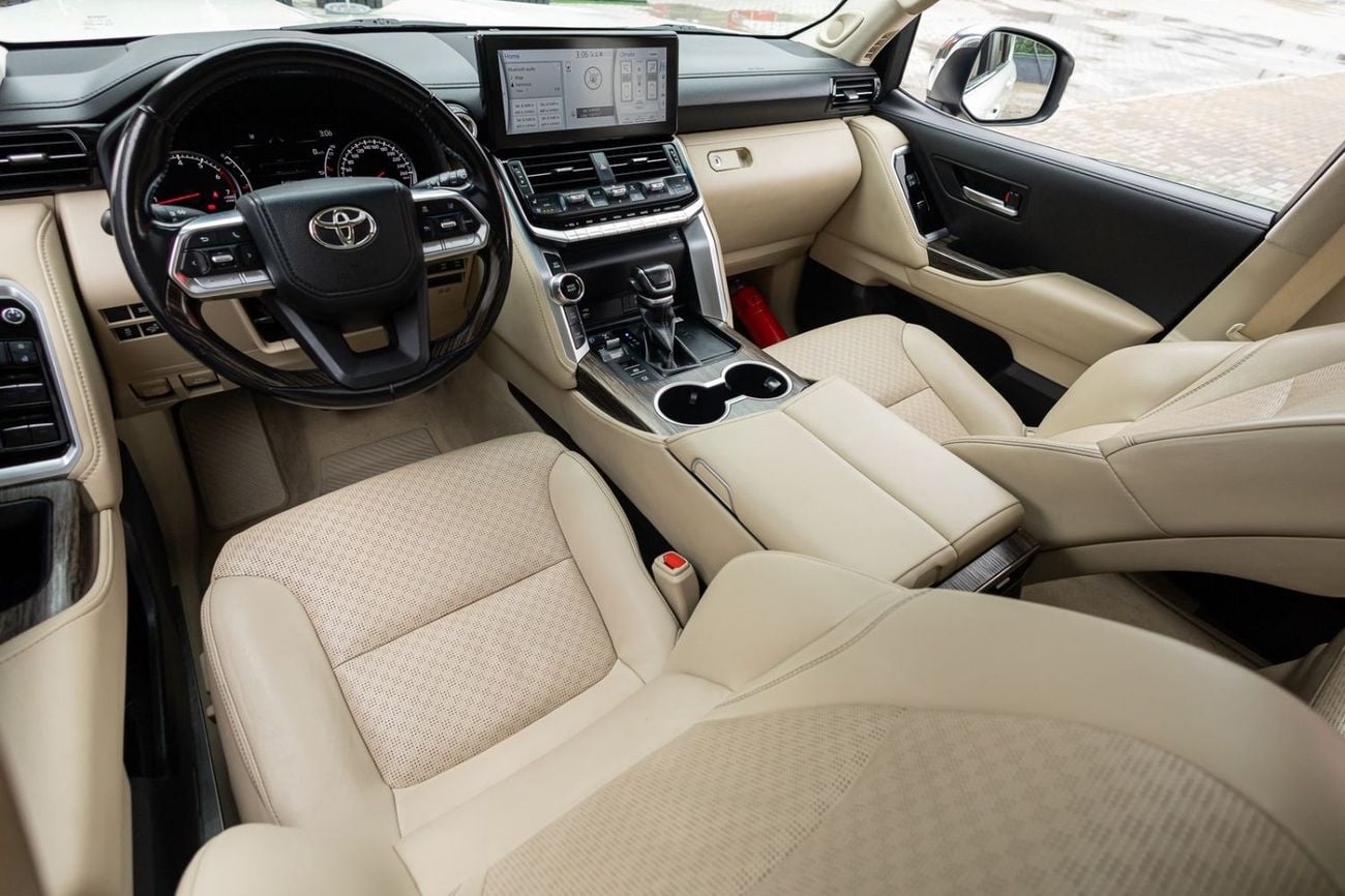 Toyota Land Cruiser VXR 2023 Toyota Land Cruiser VXR GCC | Warranty