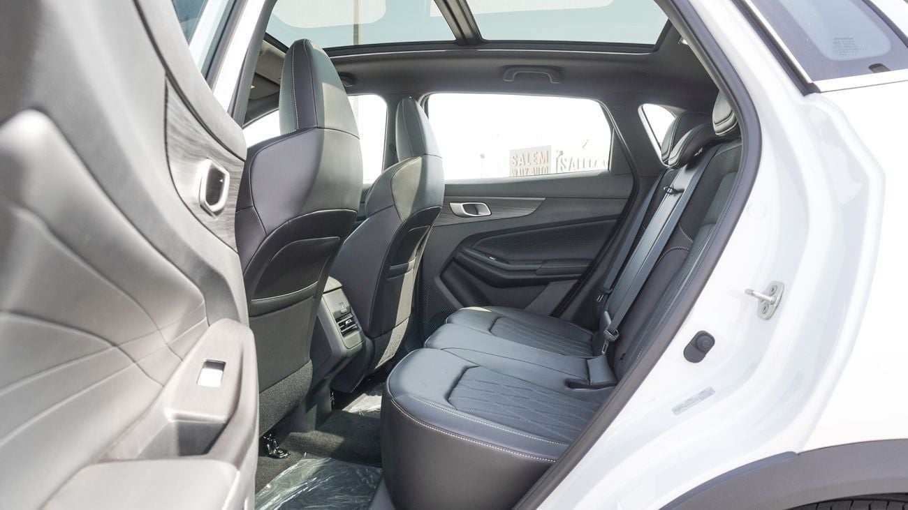 Changan CS55 Plus Brand New Changan CS55 Plus Hybrid 2025 Export & Local1.5L|White/Black|N-CS55-PLUS-H-25|