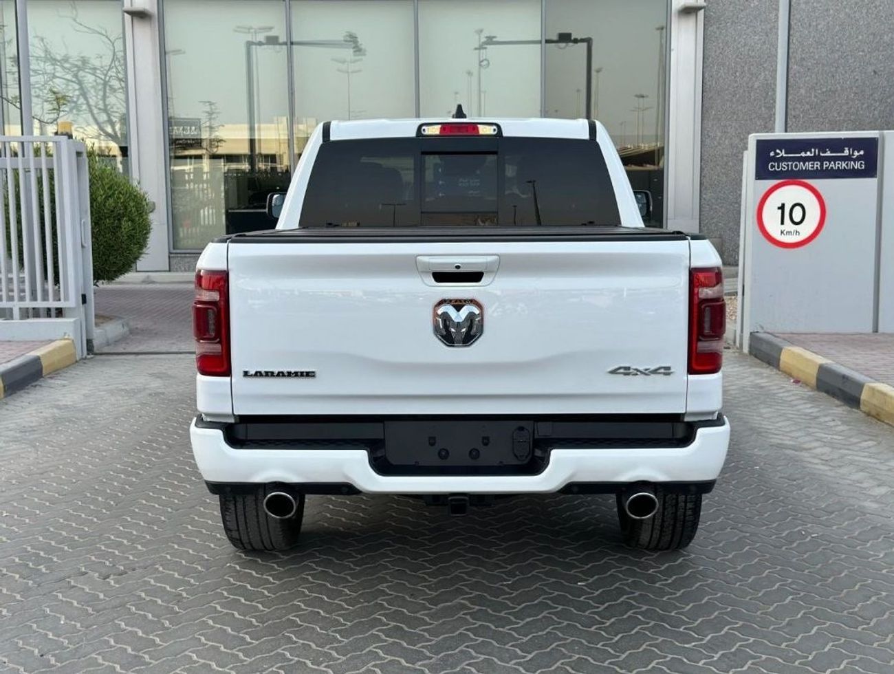 RAM 1500 Laramie Canadian importer