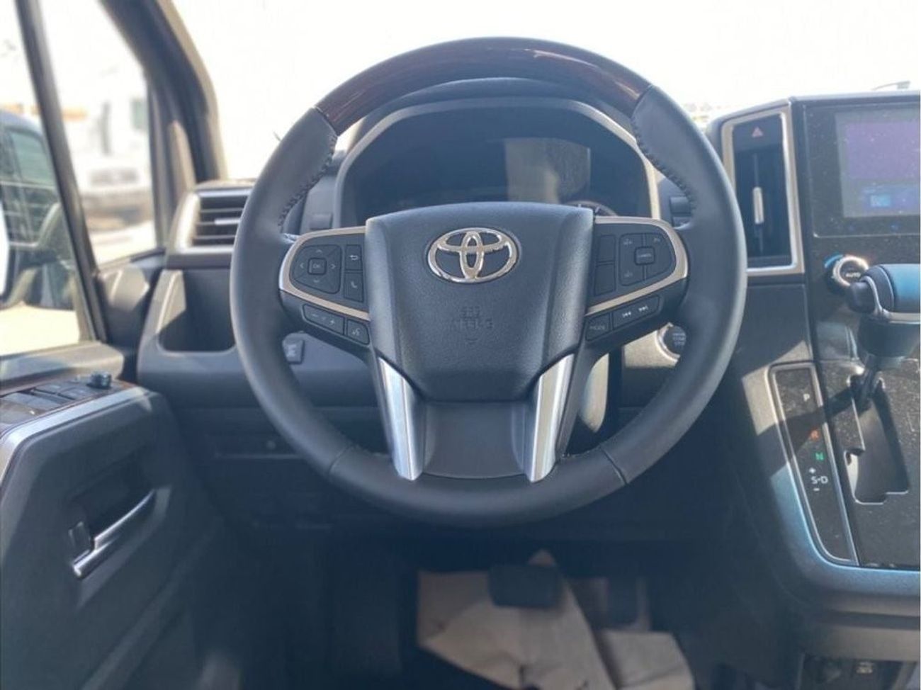 Toyota Granvia 3.5 Petrol  / Brand new model 2024