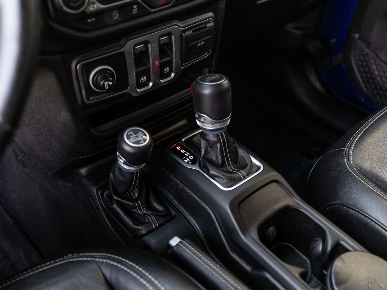 جيب رانجلر Sahara 3.6L A/T (5 Seater)