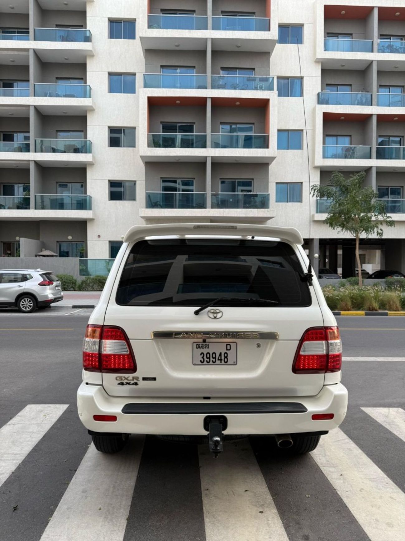 Toyota Land Cruiser TOYOTA LAND CRUISER GXR PETROL 4X4