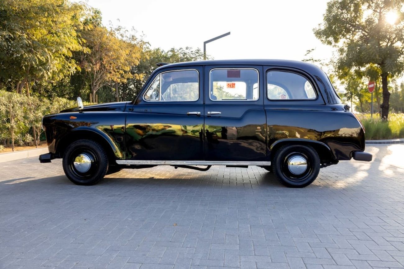 Austin FX4 