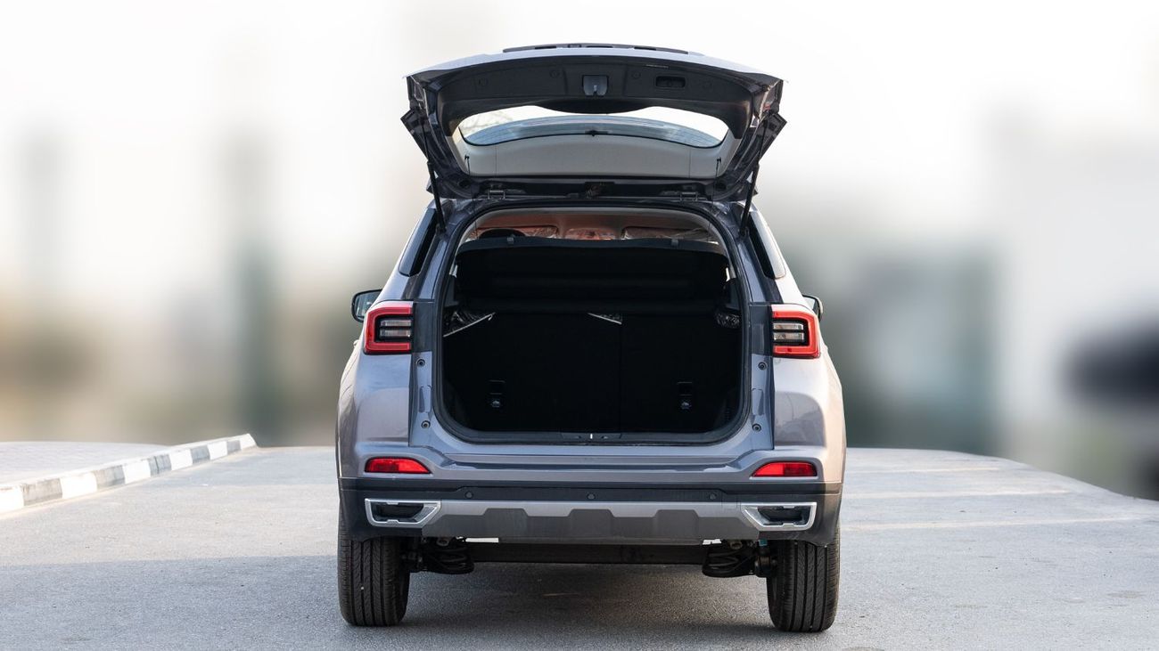 شيري تيجو 4 برو Comfort 1.5L - Grey Inside Black