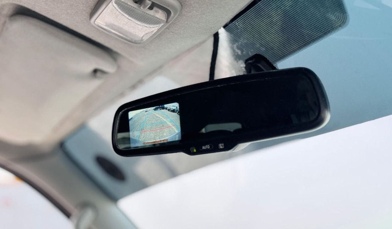 Toyota Hiace GOOD CONDITION | RHD | 2018 | 3.0L DIESEL ENGINE | 12 SEATERS | AUTOMATIC TRANSMISSION | DIGITAL REA