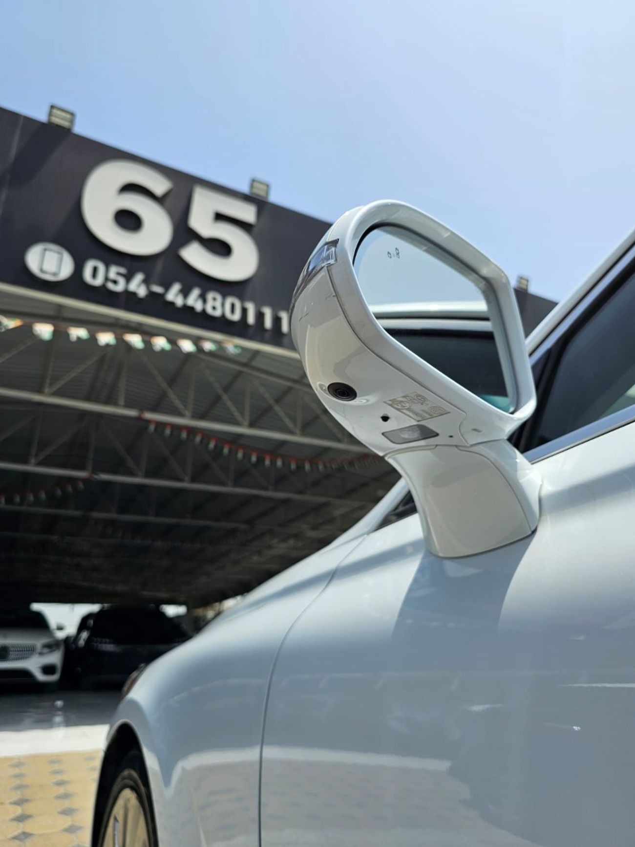 جينيسس G90 Royal 5.0L (410 HP)