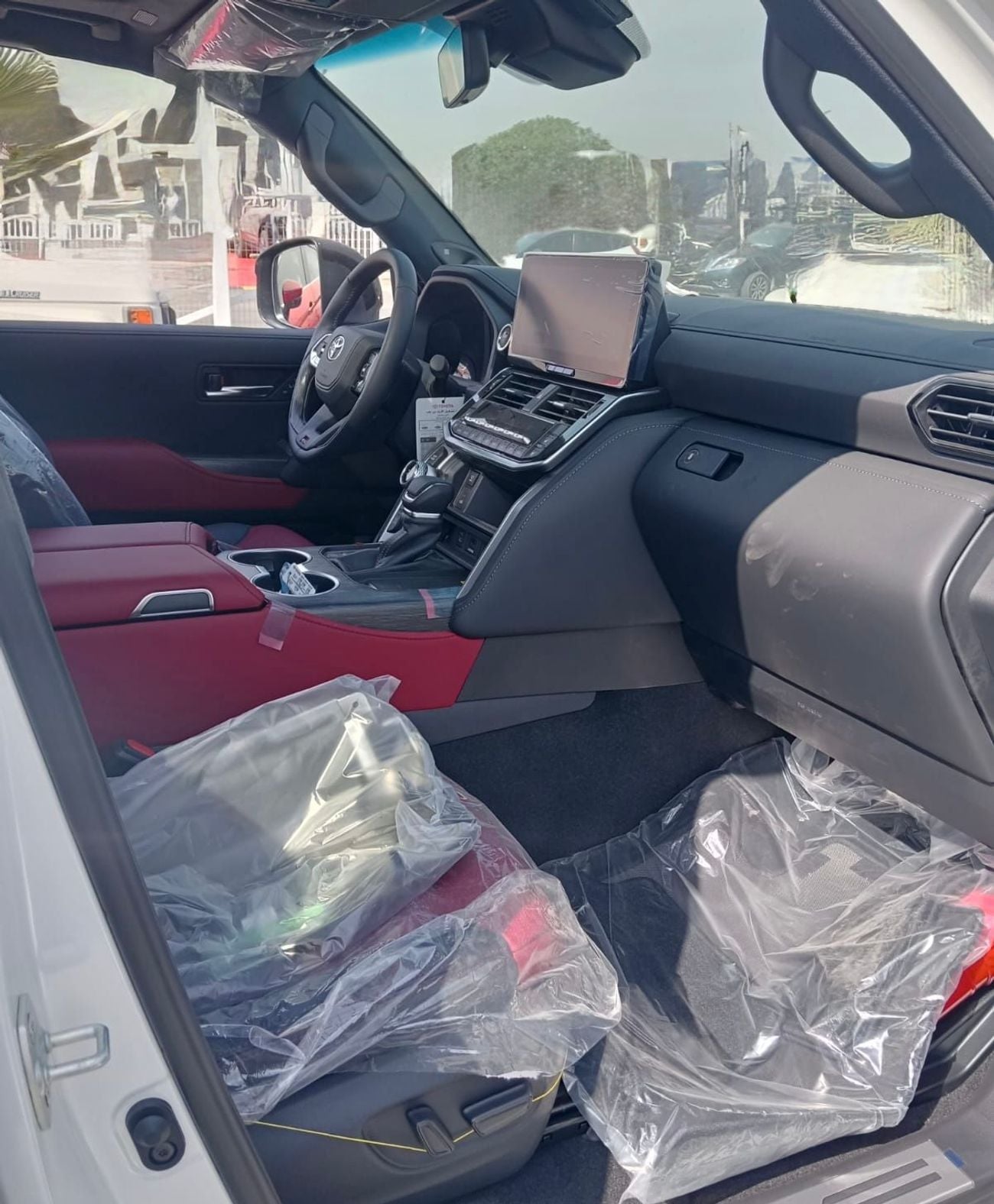 تويوتا لاند كروزر Toyota Land Cruiser GR-Sport 3.5 petrol 2025 Full Option GCC