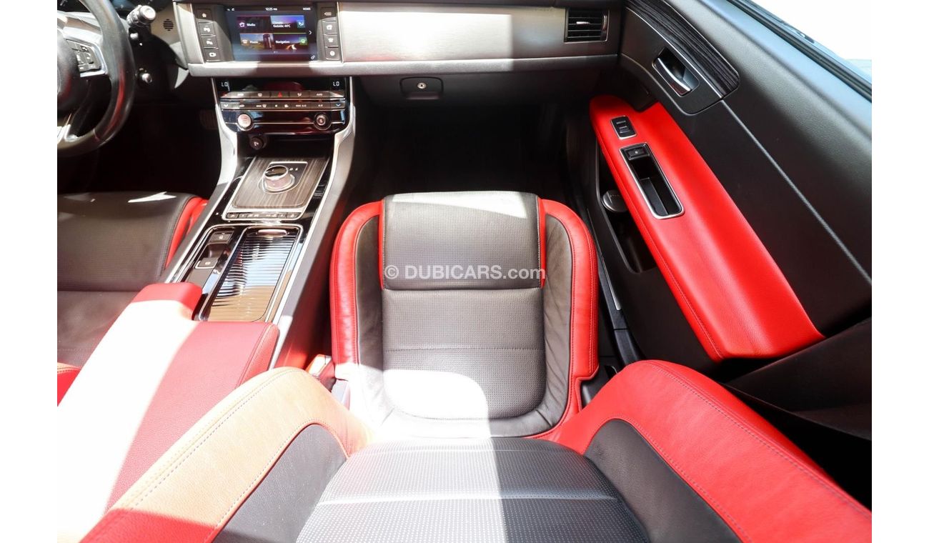 Jaguar XF X260