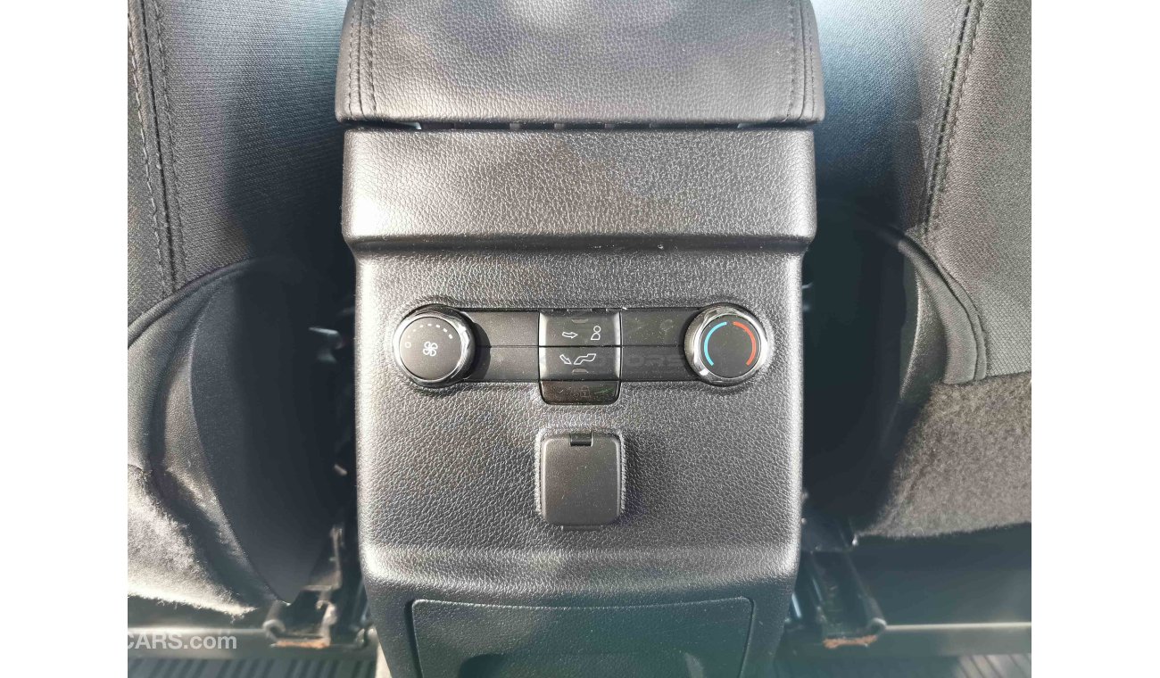 فورد إكسبلورر 3.5L Petrol, 18" Rims, Climate Control, Fabric Seats, LED Headlights, Rear Camera, USB (LOT # 604)