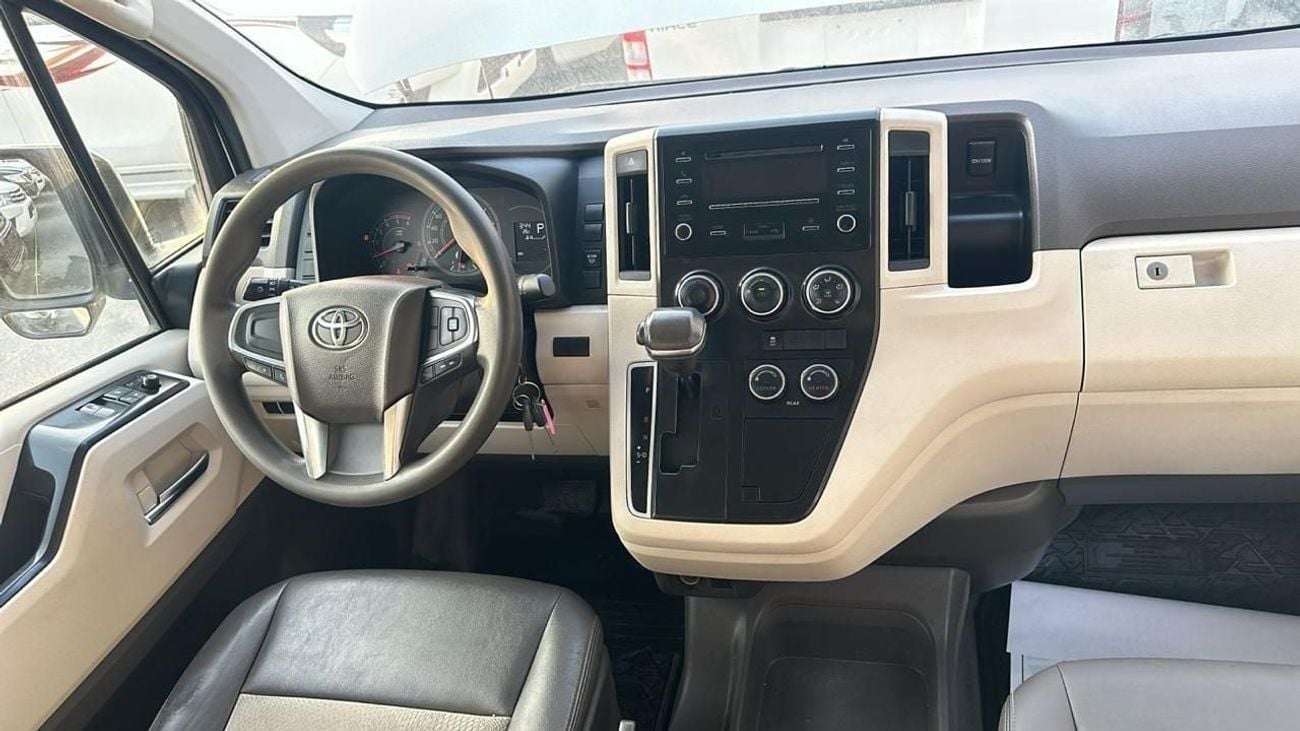 Toyota Hiace DLS - STD ROOF Diesel Engine ,2.8 Liter ,Left Hand Drive ,Automatic