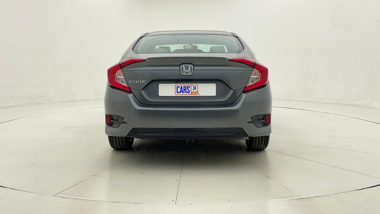 هوندا سيفيك LX SPORT 1.6 | بدون دفعة مقدمة | اختبار القيادة في المنزل