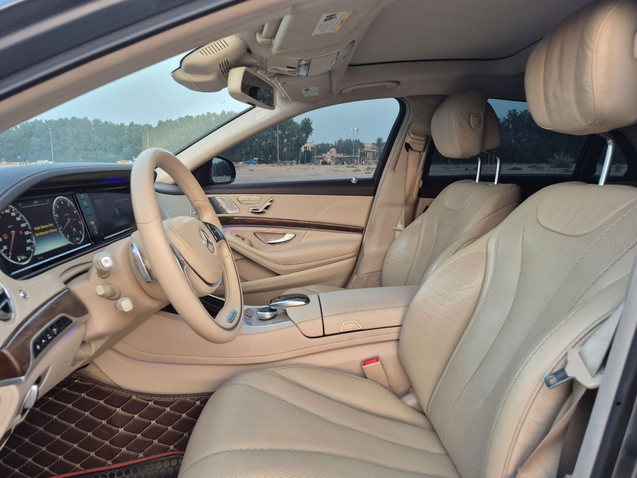 مرسيدس بنز S 550