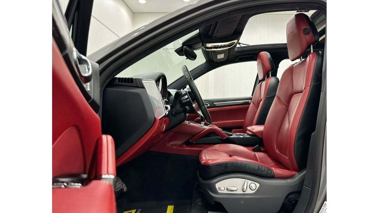 بورش كايان 2017 Porsche Cayenne GTS, Dec 2025 Porsche Warranty, Full Porsche Service History, Full Options, GCC