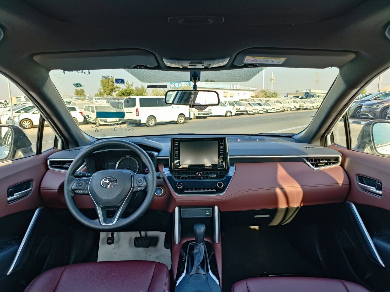 تويوتا كورولا كروس 1.8L HYBRID / LEATHER SEATS / DVD+CAMERA / SUNROOF (CODE # TCCH-01)