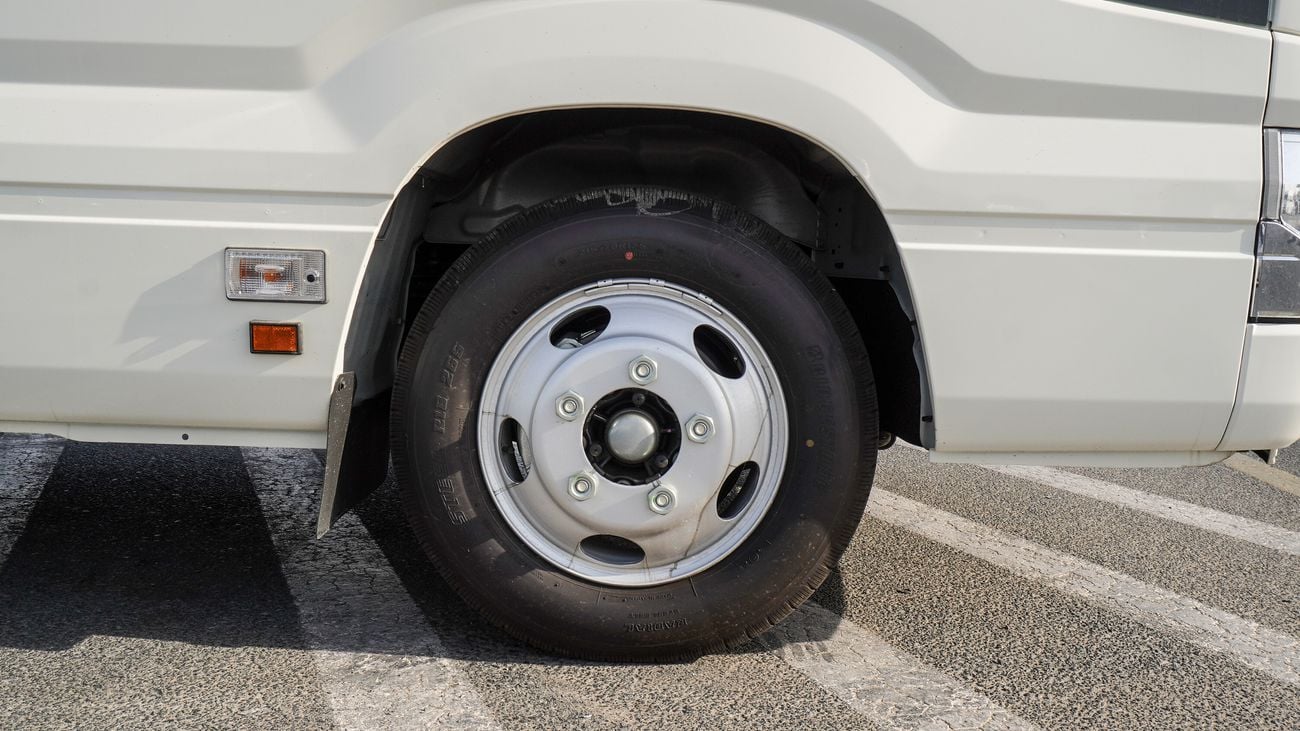 تويوتا كوستر 2.7L