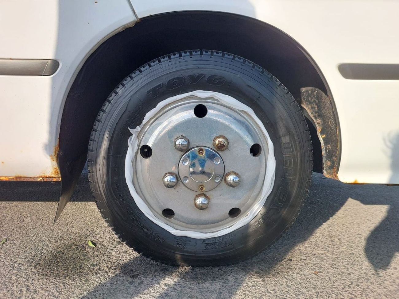 تويوتا كوستر TOYOTA COASTER BUS RHD 1997 MODEL 4.1 L DIESEL AUTOMATIC(PM04807)