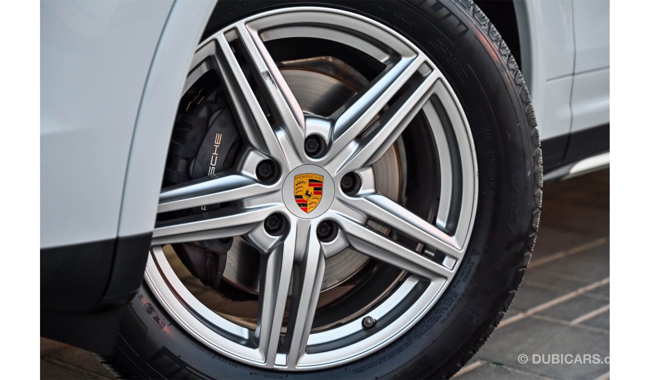 Porsche Cayenne Platinum Edition| 3,995 P.M | 0% Downpayment | Impeccable Condition!