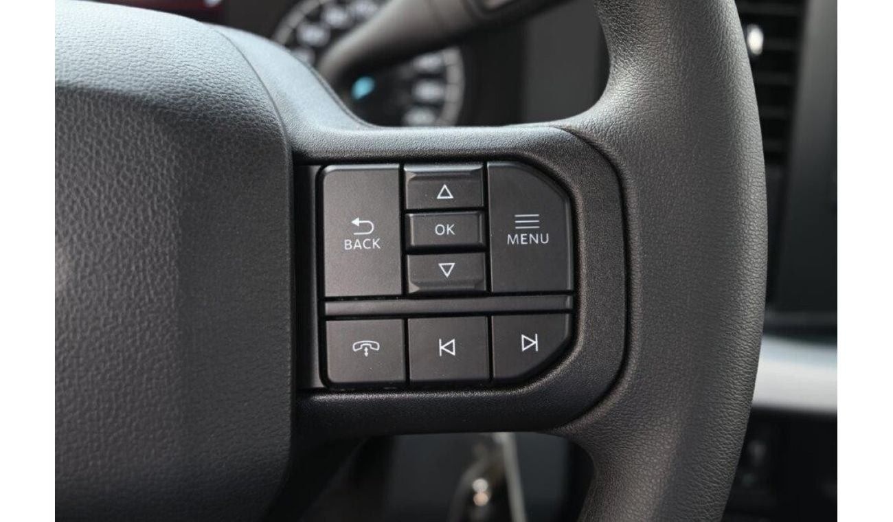 فورد F 550 REGULAR CHASSIS CAB XL 145" WB V8 6.7L DIESEL 4X4 10 SPEED AUTOMATIC