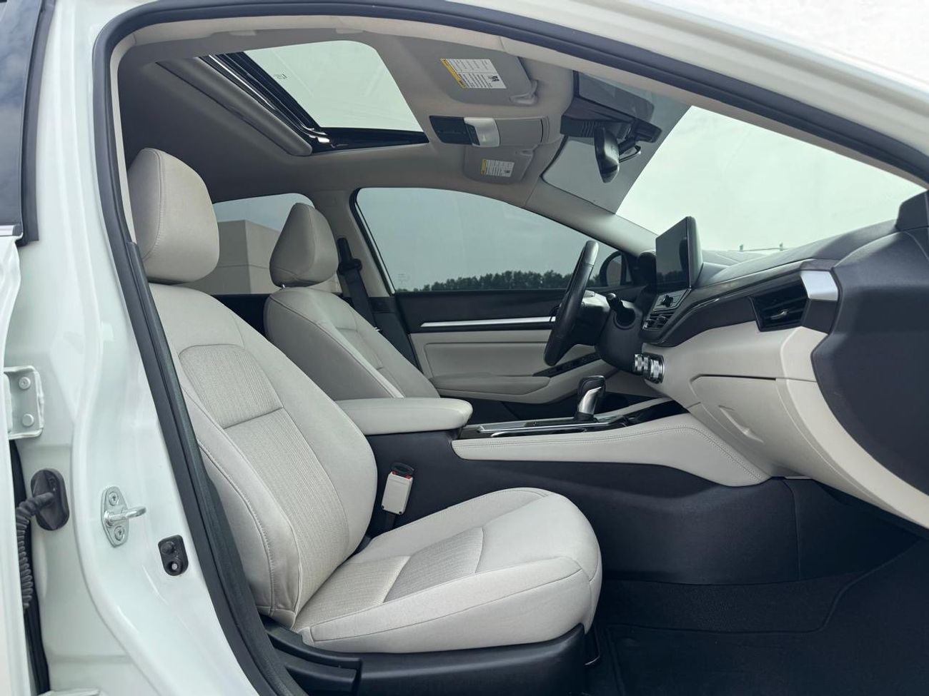 نيسان ألتيما Nissan Altima SV 2023 Sunroof GCC